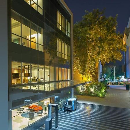 Park Inn By Radisson 괄리오르 외부 사진