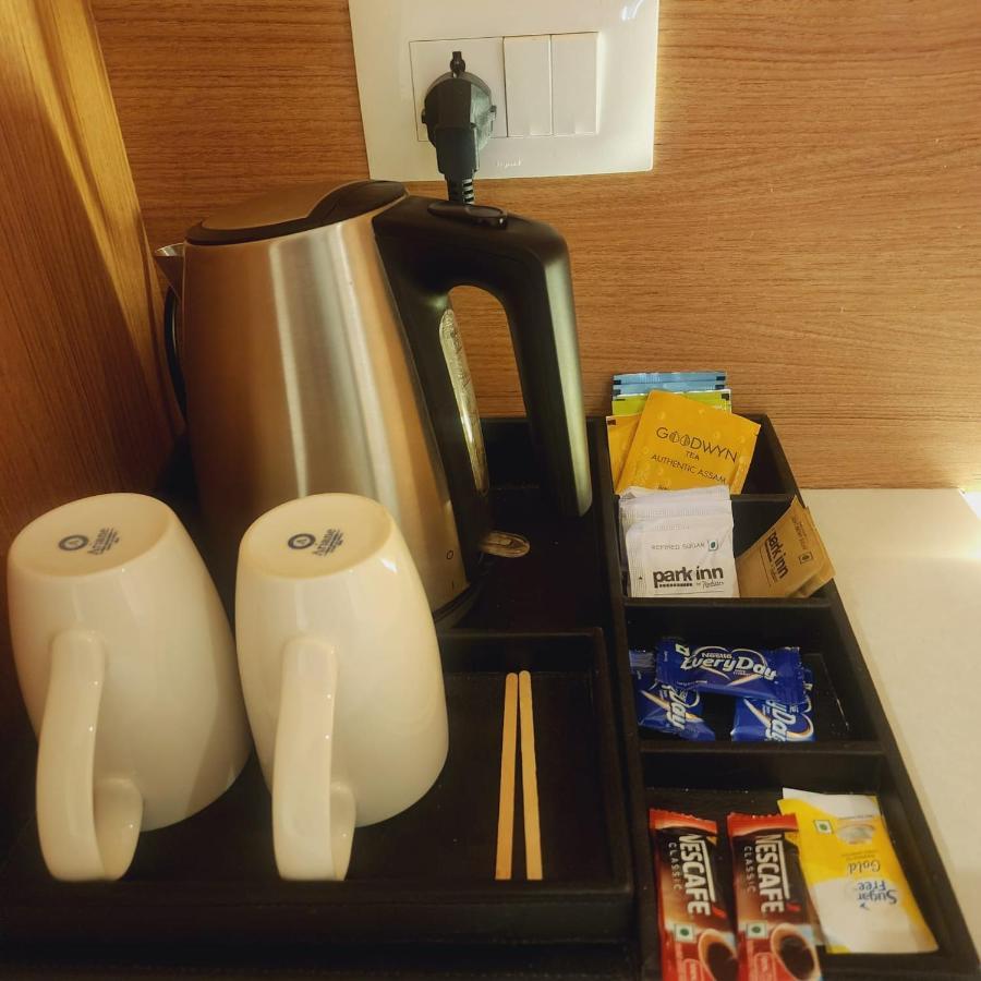 Park Inn By Radisson 괄리오르 외부 사진